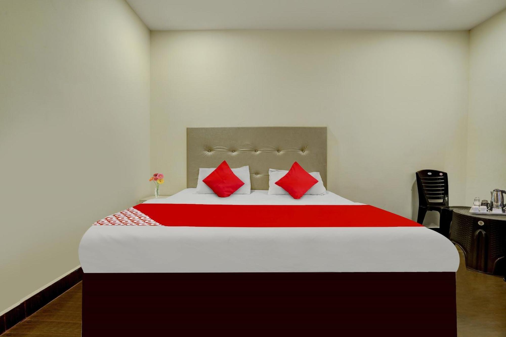 Oyo Flagship The Chirag Resort Bhandāra Εξωτερικό φωτογραφία